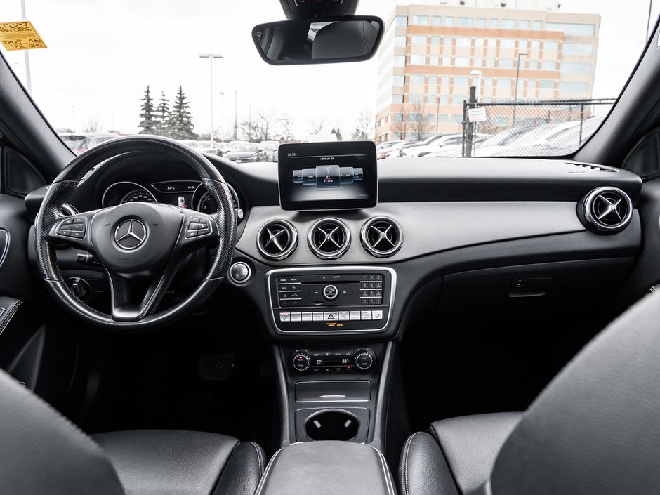 2020 Mercedes-Benz GLA 250-23