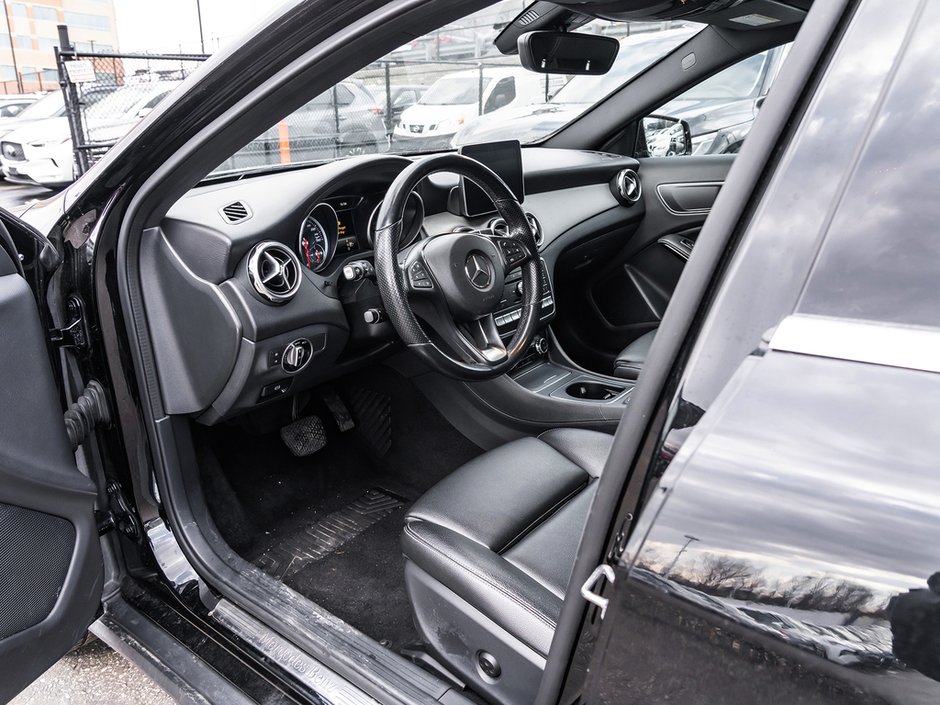 2020 Mercedes-Benz GLA 250-6