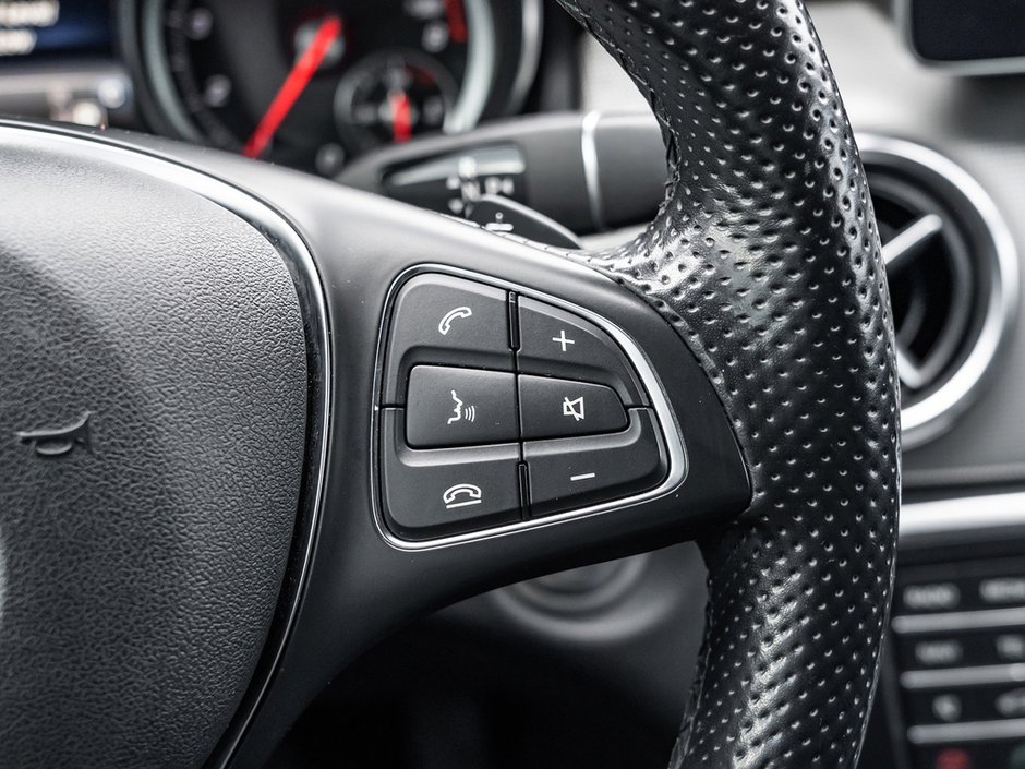 2020 Mercedes-Benz GLA 250-10