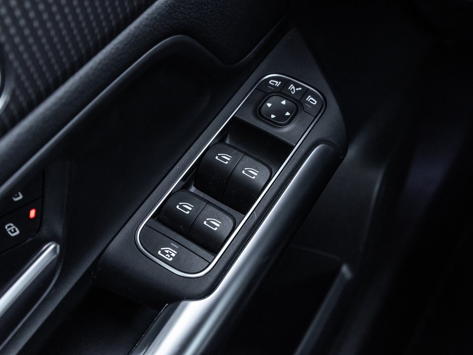 2023 Mercedes-Benz GLA 250-15