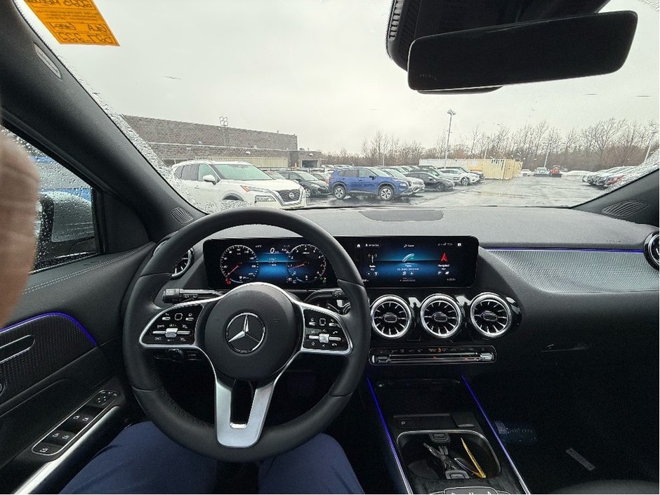 2023 Mercedes-Benz GLA 250-8