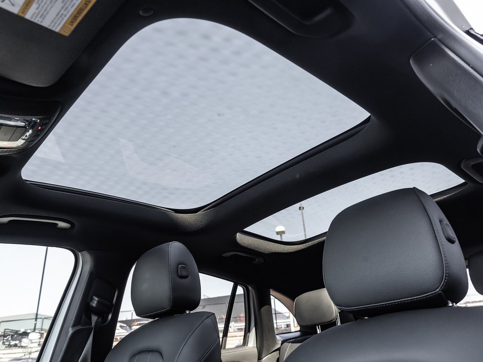 2023 Mercedes-Benz GLA 250-23