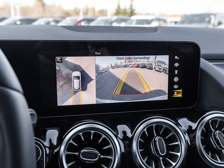 2023 Mercedes-Benz GLA 250-13