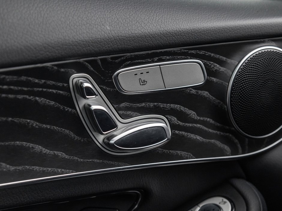 2019 Mercedes-Benz GLC 300-13