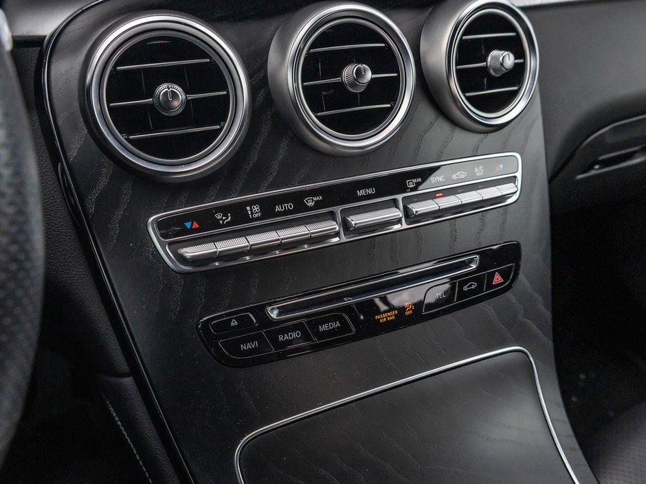 2019 Mercedes-Benz GLC 300-16