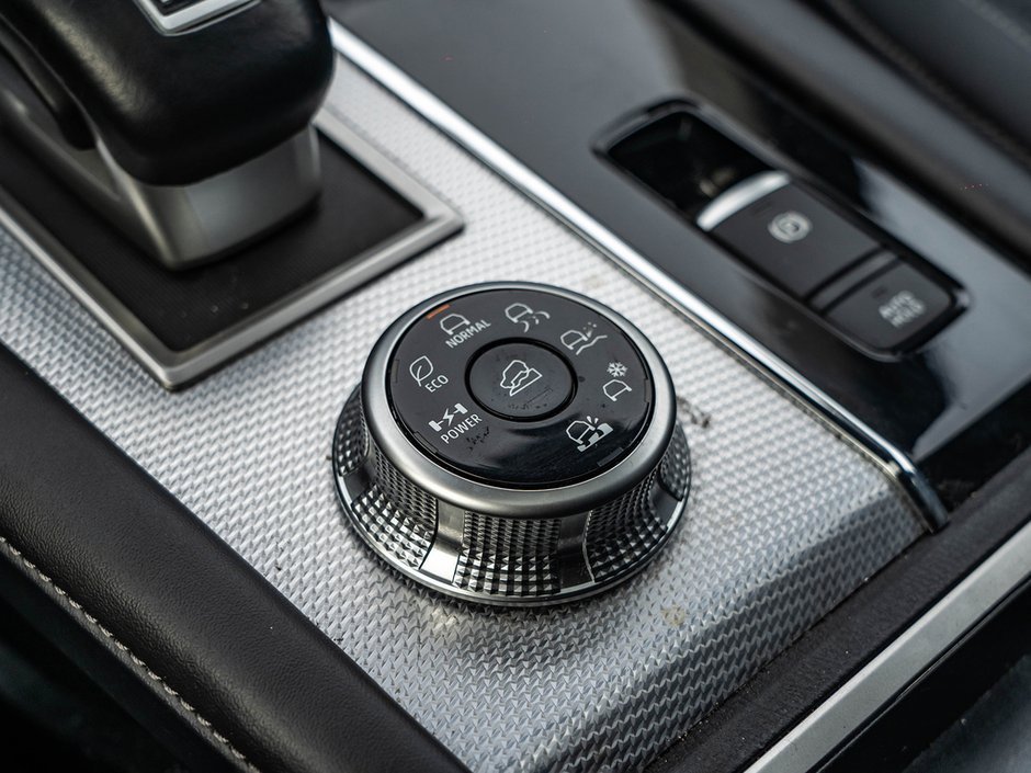 2024 Mitsubishi Outlander PHEV GT-16