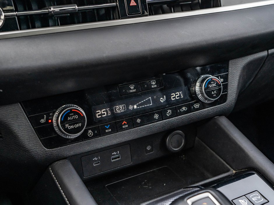 2024 Mitsubishi Outlander PHEV GT-19