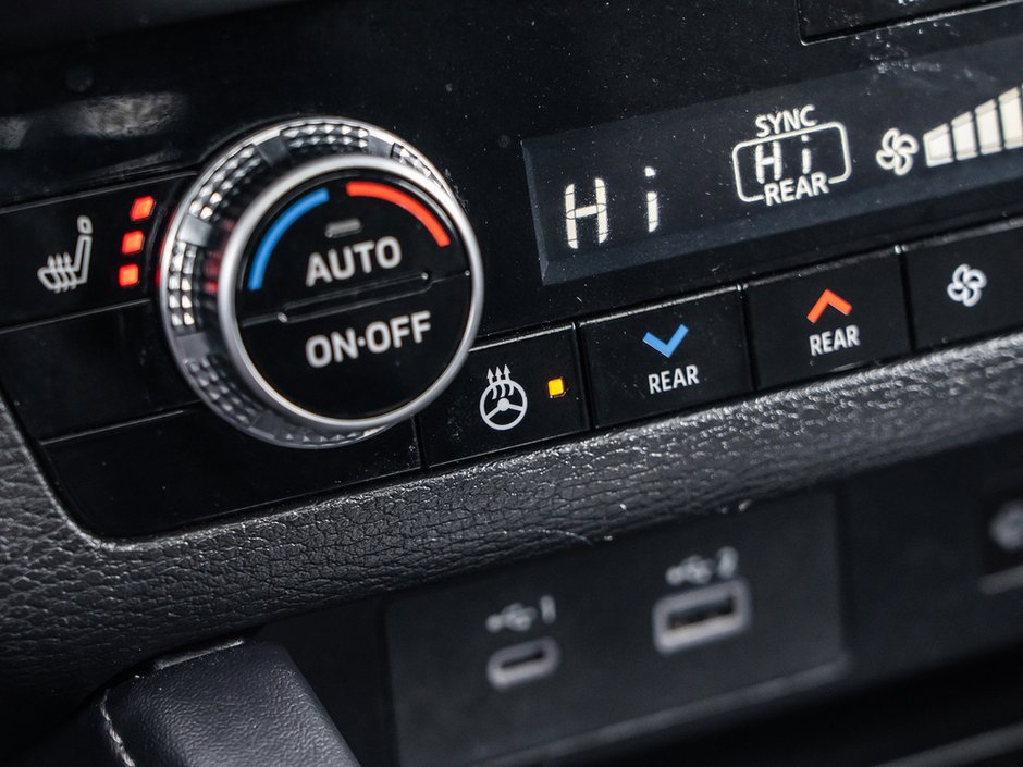 2024 Mitsubishi Outlander SE-19