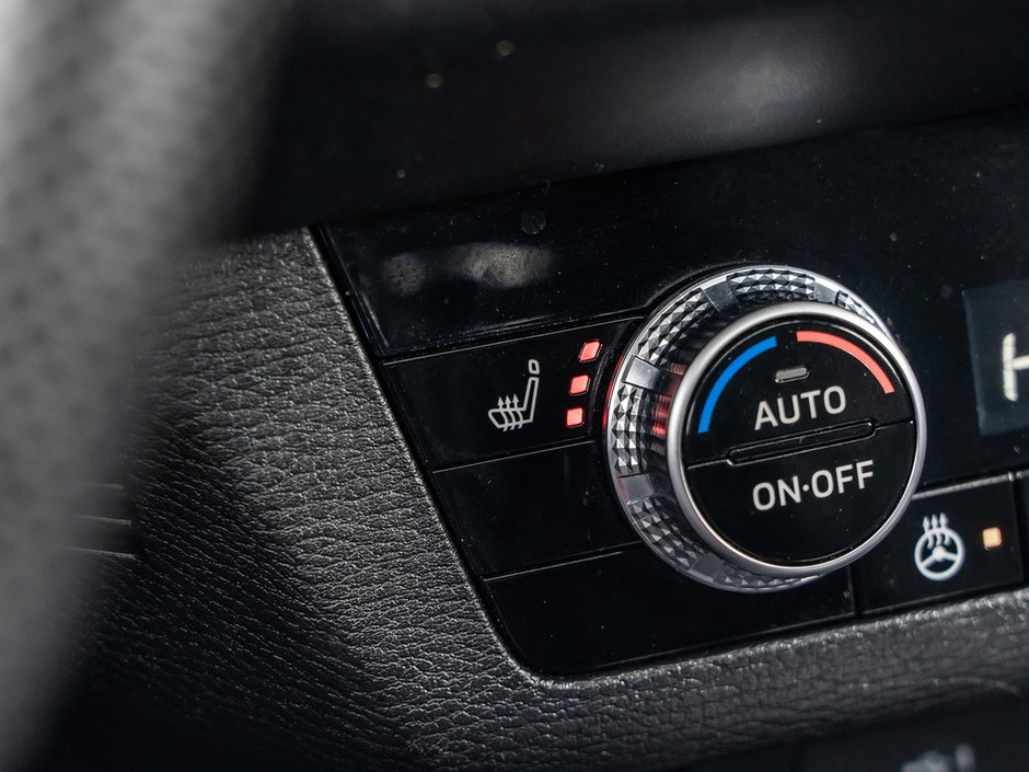 2024 Mitsubishi Outlander SE-18