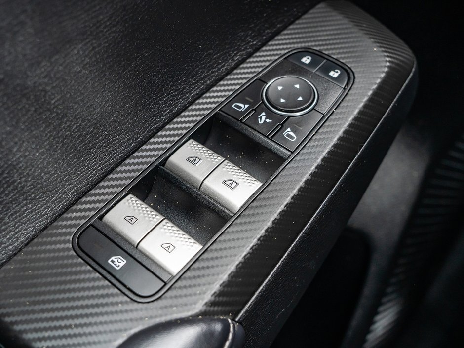 2024 Mitsubishi Outlander SE-12