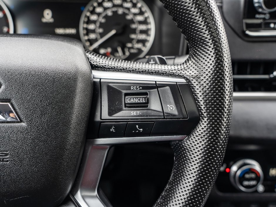 2024 Mitsubishi Outlander SE-10