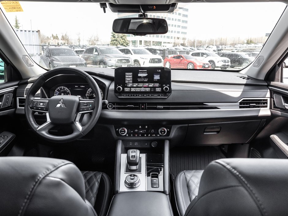 2024 Mitsubishi Outlander GT-24