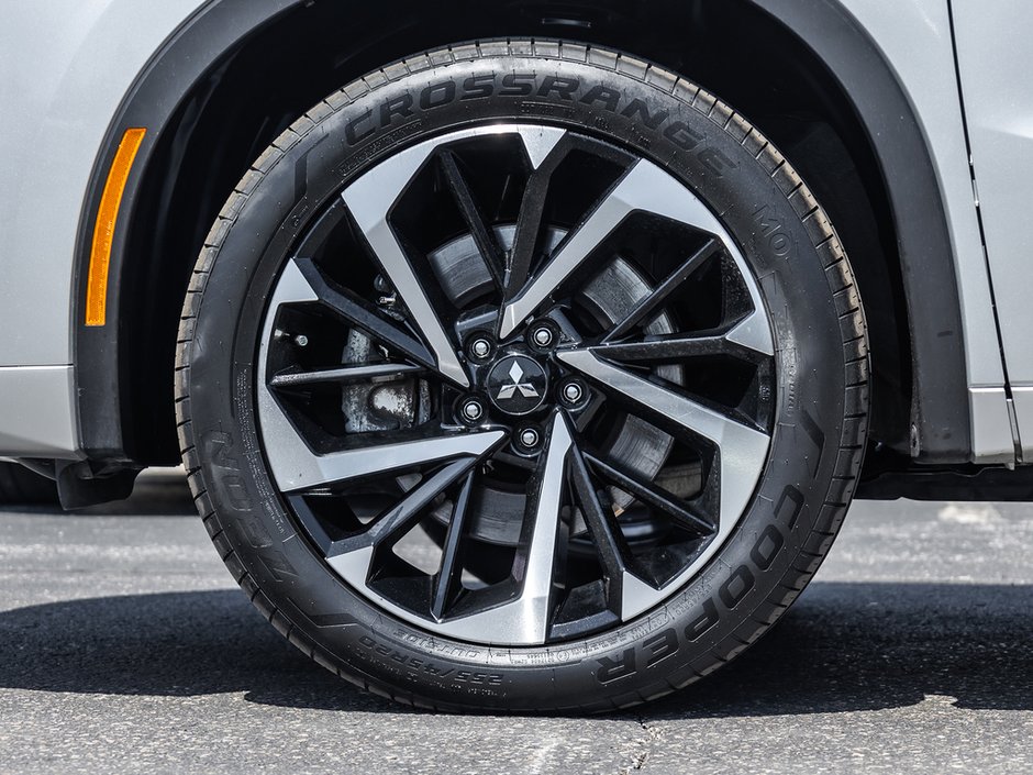 2024 Mitsubishi Outlander GT-3