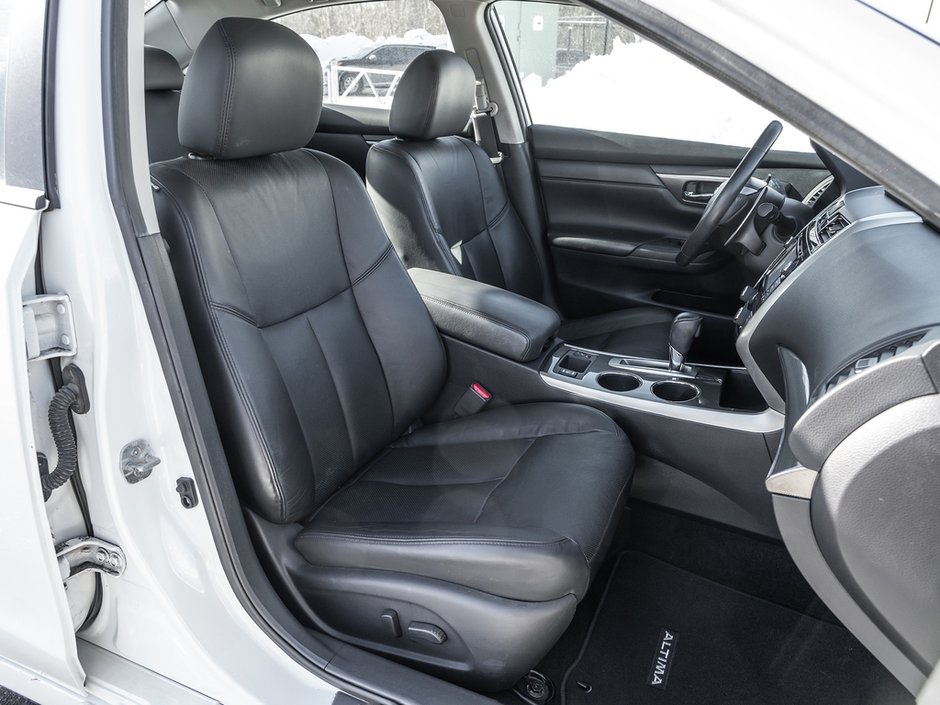 2015 Nissan Altima 3.5 SL-23