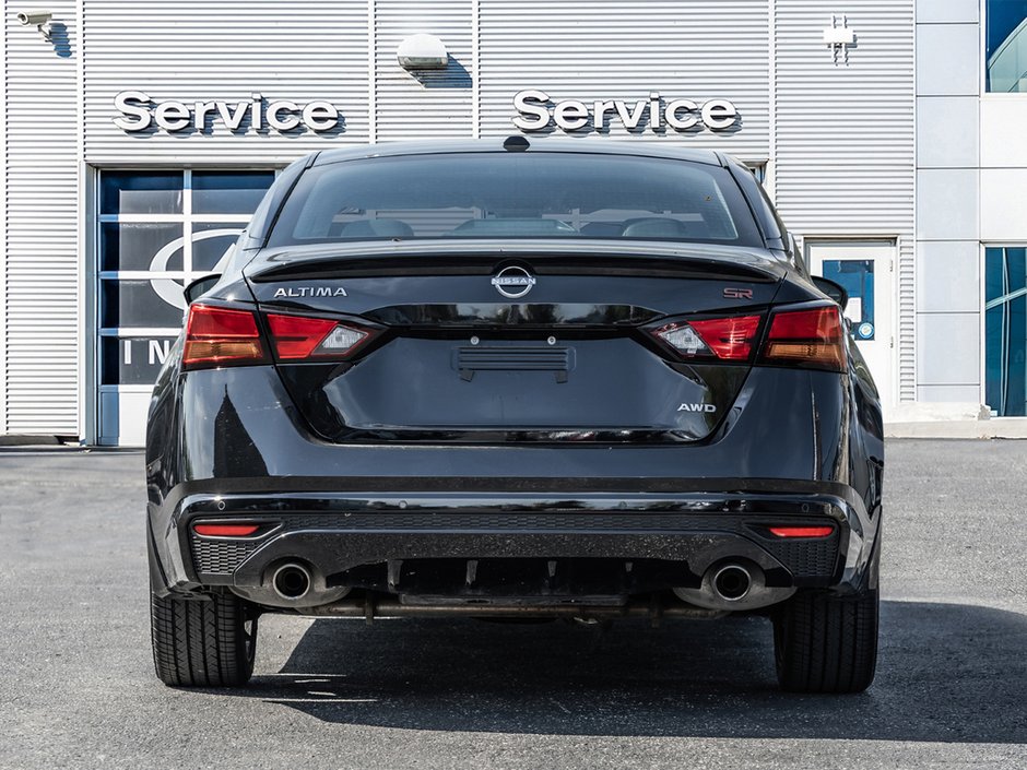 2024 Nissan Altima 2.5 SR-10