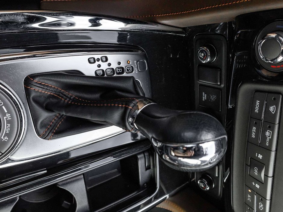 2020 Nissan Armada Platinum Reserve-19