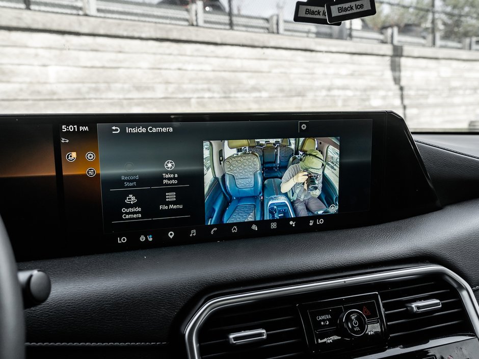 2025 Nissan Armada Platinum-16