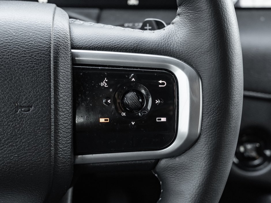 2025 Nissan Armada Platinum-12
