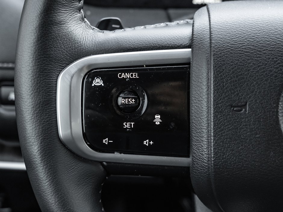 2025 Nissan Armada Platinum-9