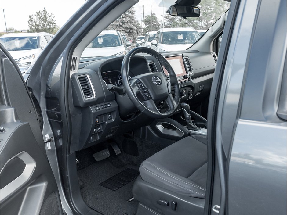 2022 Nissan Frontier SV-7