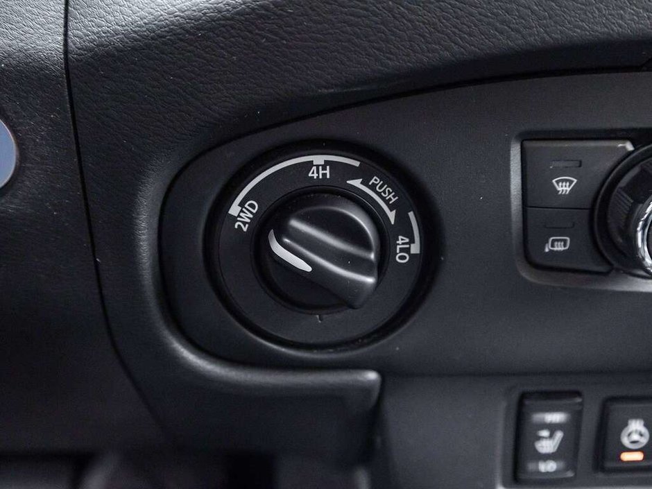 2022 Nissan Frontier SV-17