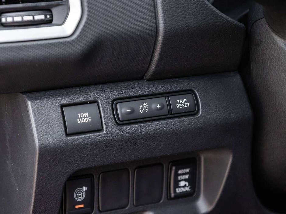 2022 Nissan Frontier SV-13