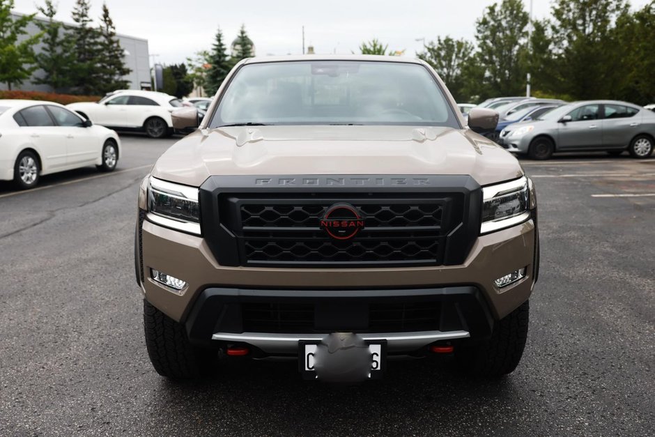 2024 Nissan Frontier PRO-4X Luxury-2