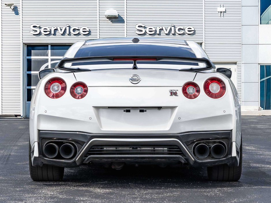 2017 Nissan GT-R Track Edition-5