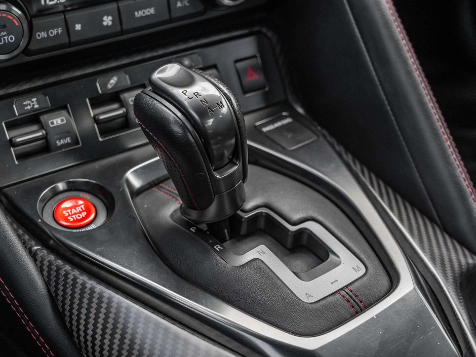 2017 Nissan GT-R Track Edition-21