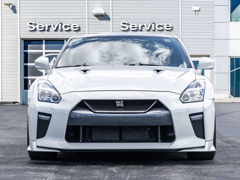 2017 Nissan GT-R Track Edition-1