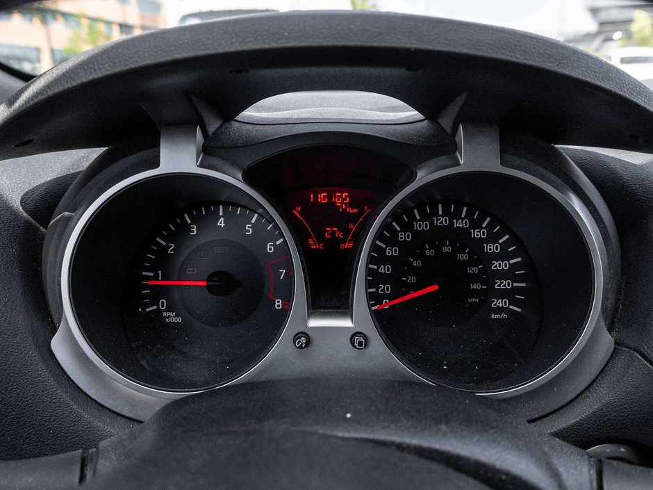2015 Nissan Juke SV-9