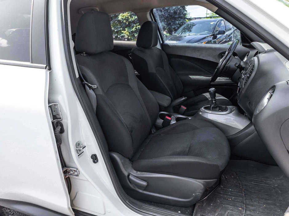 2015 Nissan Juke SV-17