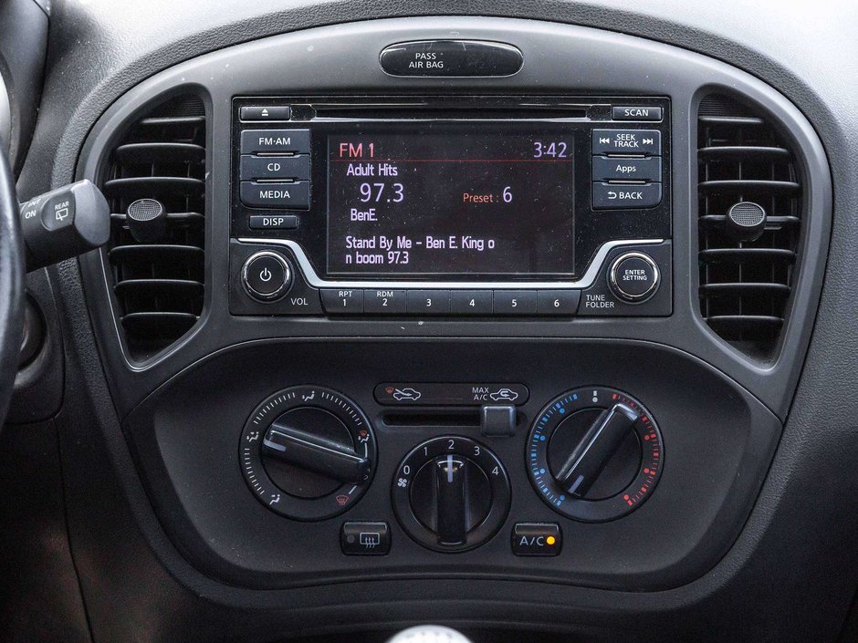 2015 Nissan Juke SV-20