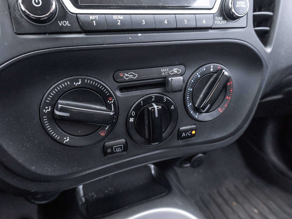 2015 Nissan Juke SV-14