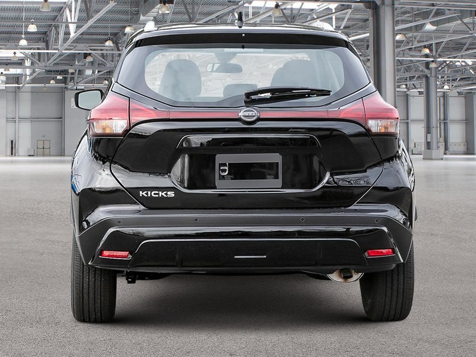 2025 Nissan Kicks Play SV-4