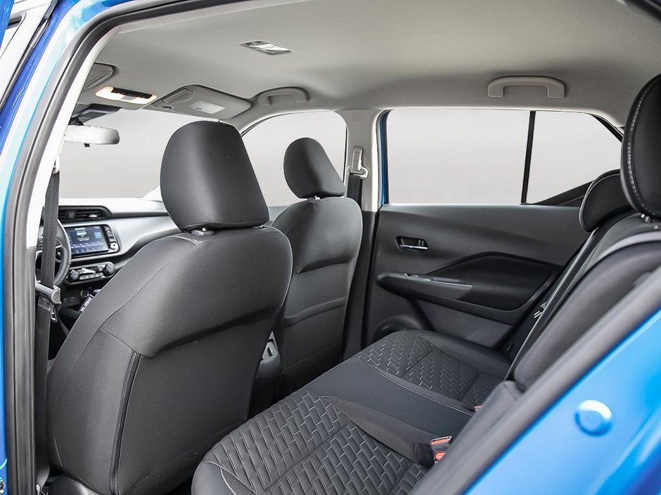 2025 Nissan Kicks Play SV-20