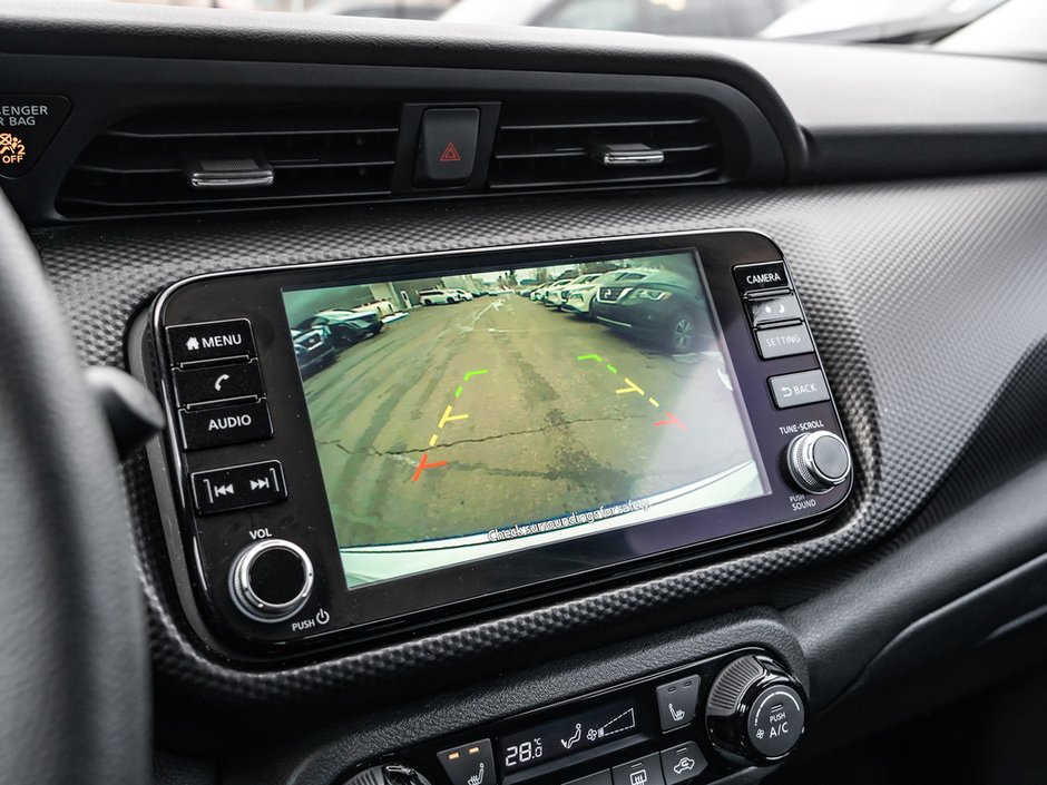 2025 Nissan Kicks Play SV-12