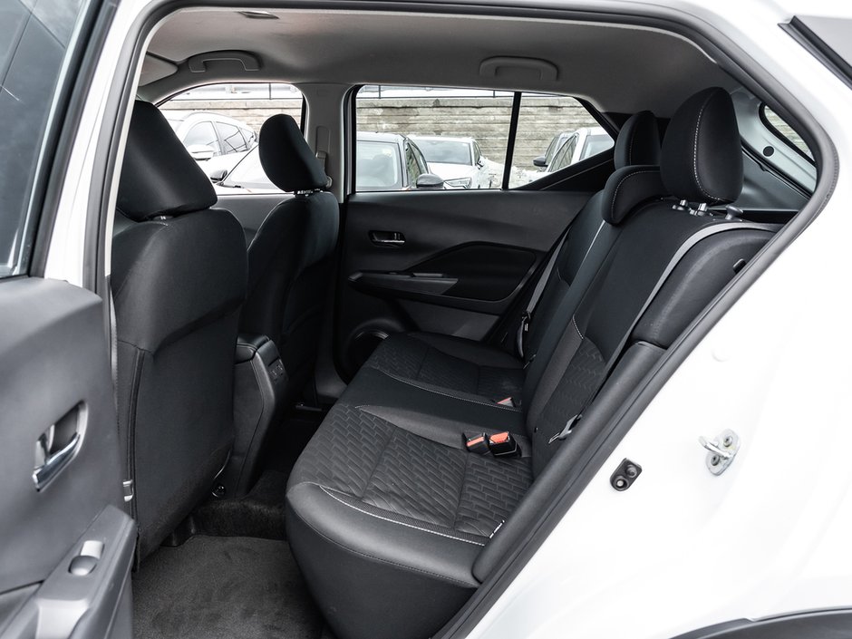 2025 Nissan Kicks Play SV-21