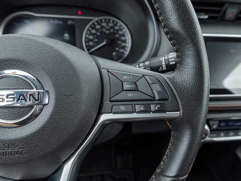 2020 Nissan Kicks SR-8
