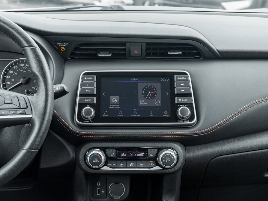 2020 Nissan Kicks SR-20