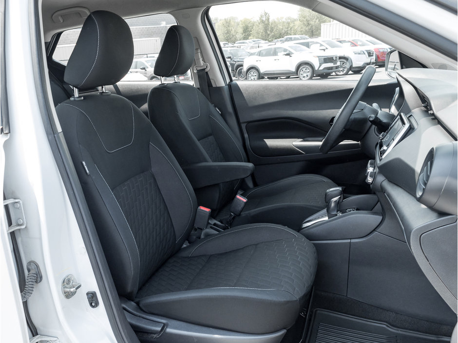2021 Nissan Kicks S-17
