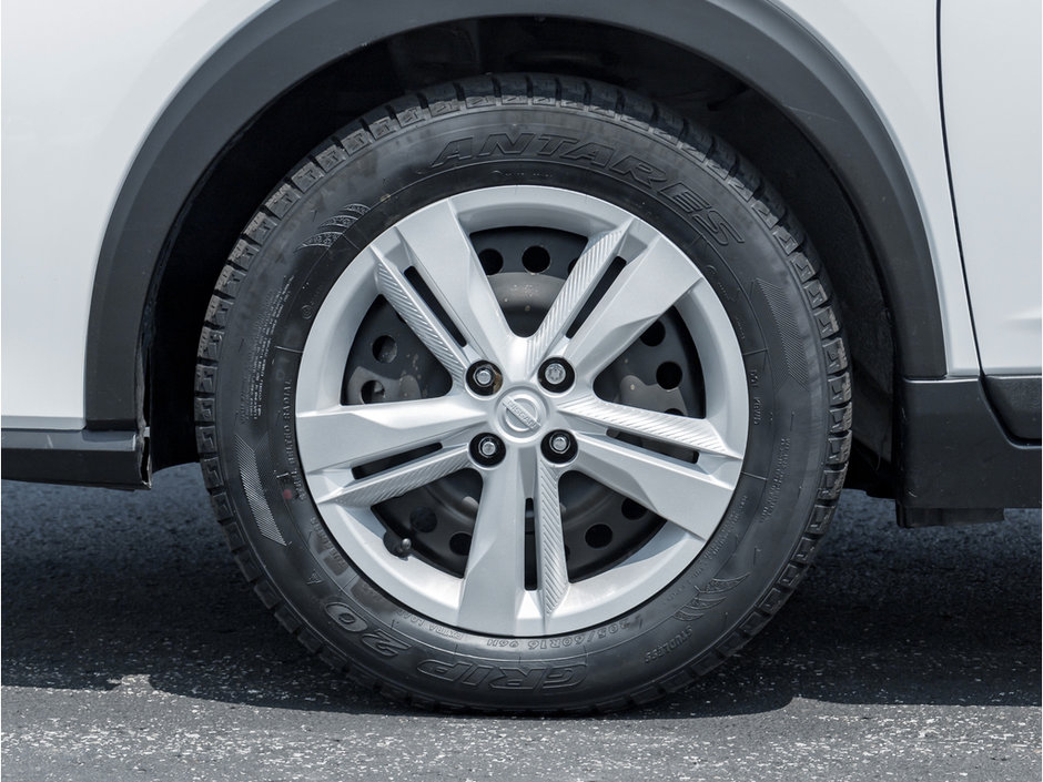 2021 Nissan Kicks S-3