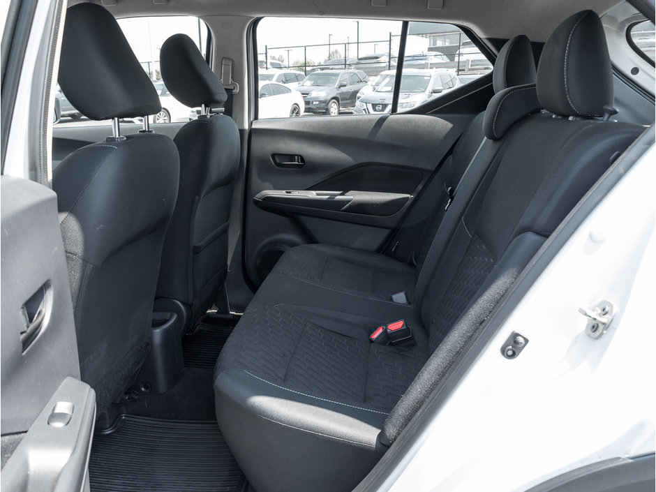 2021 Nissan Kicks S-18