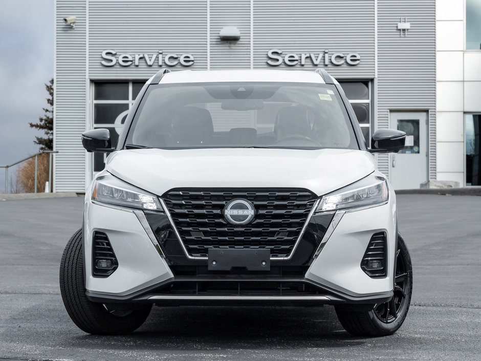 2022 Nissan Kicks SR-1