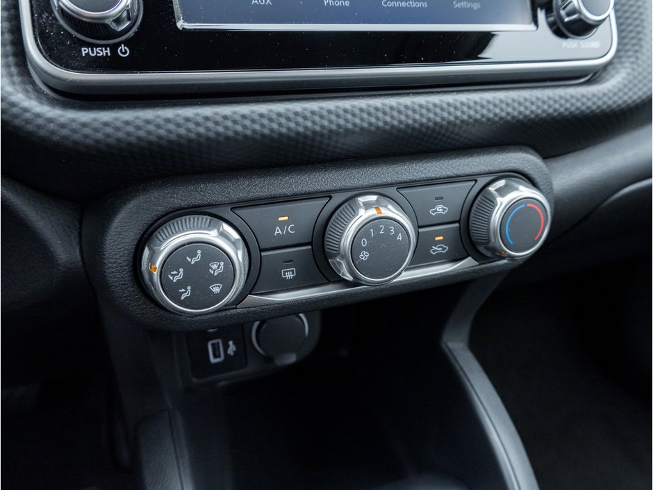 2023 Nissan Kicks S-16