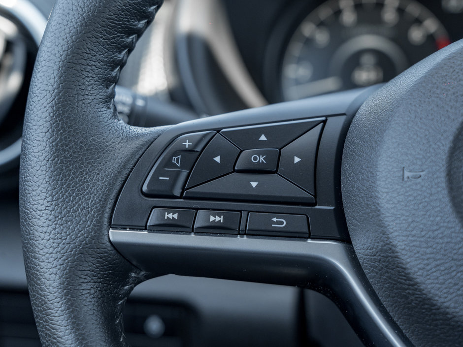 2023 Nissan Kicks SV-8