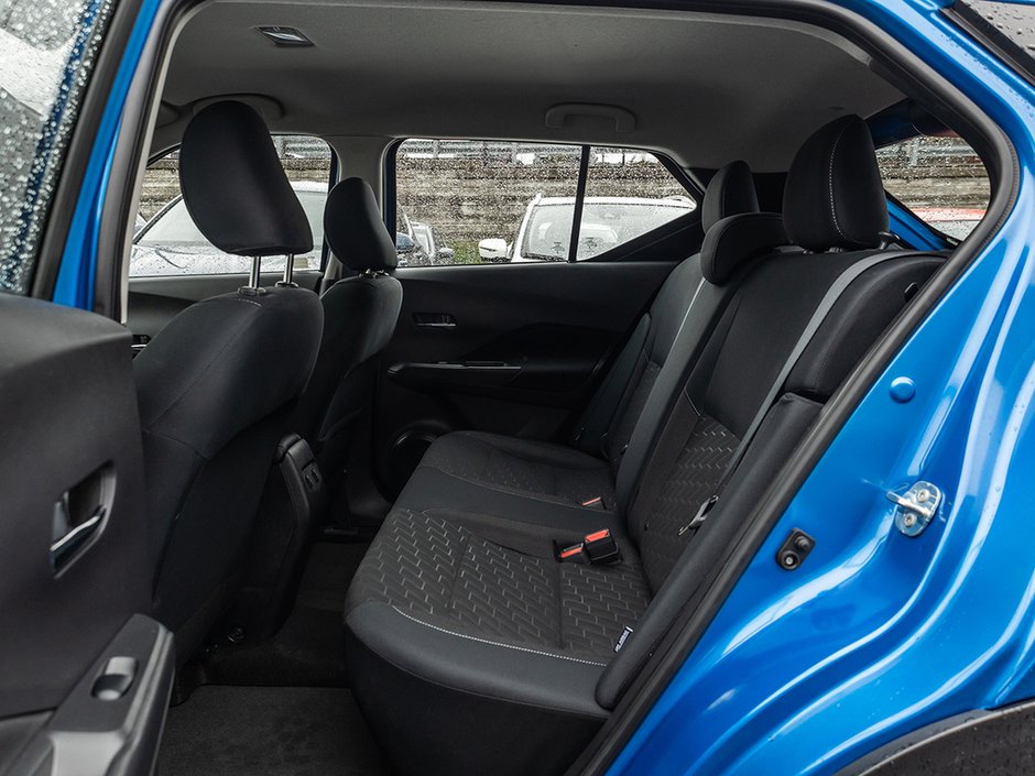 2023 Nissan Kicks SV-18