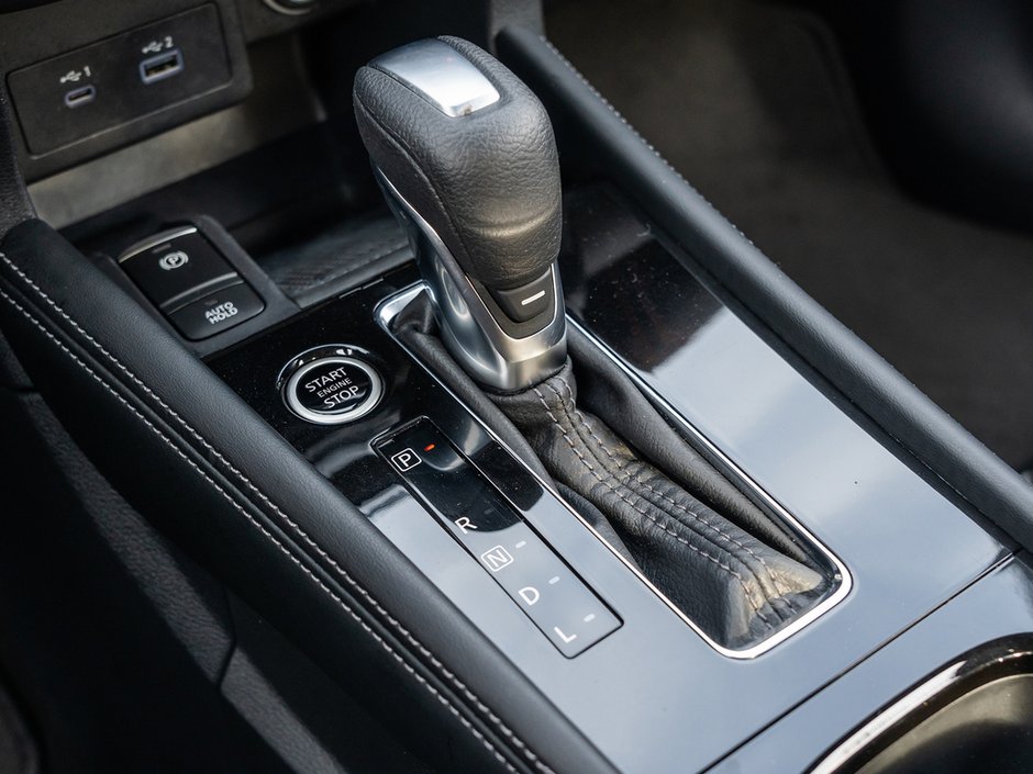 2023 Nissan Kicks SR-15