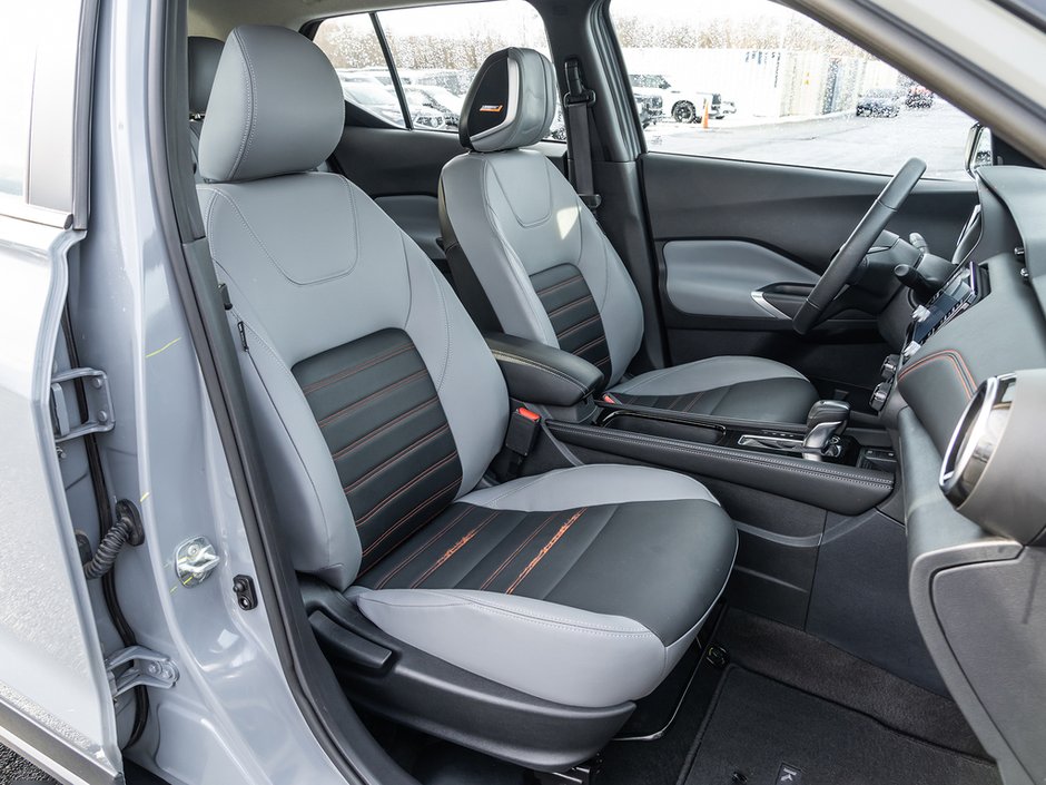 2023 Nissan Kicks SR-19