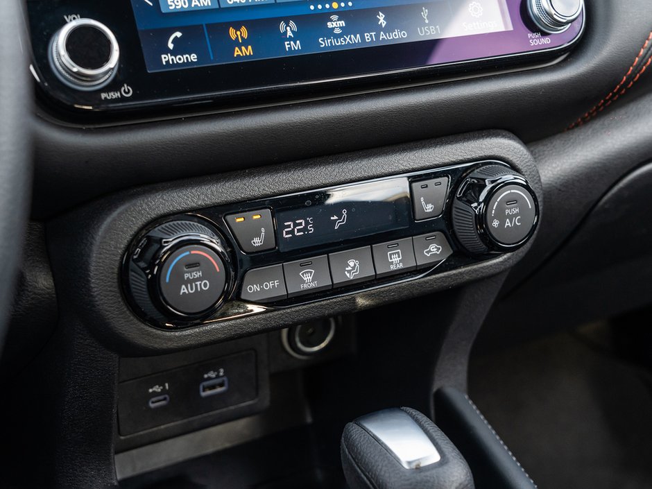 2023 Nissan Kicks SR-16